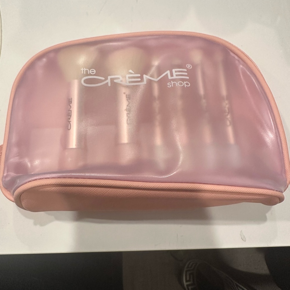 The Crème Shop Pink Makeup Brush Set